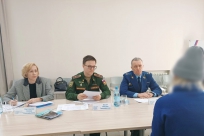 Ветеранов СВО и членов их семей в Фонде «Защитники Отечества» проконсультировали прокуроры и Уполномоченный